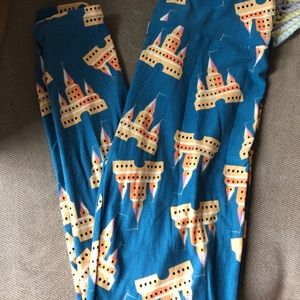 Lularoe one size leggings